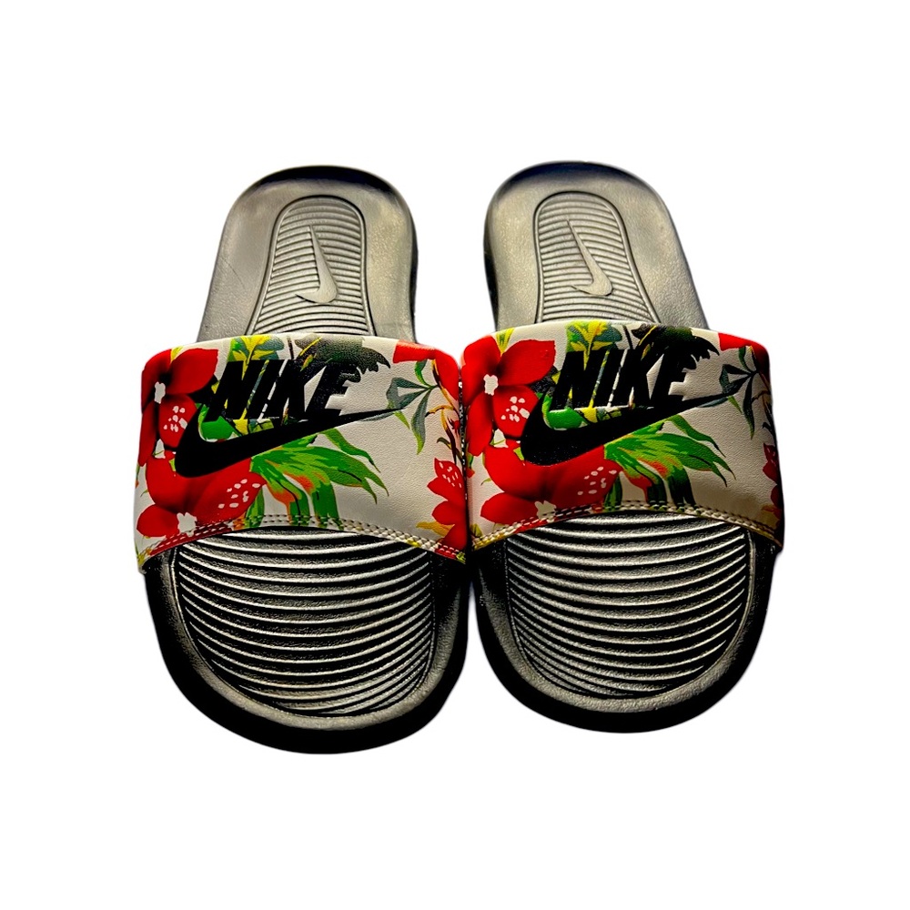 Nike women’s slides